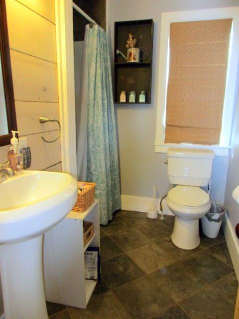 544 Bangor Road Waterville, ME 04901 - Photo 12 of 22 Full bath #1