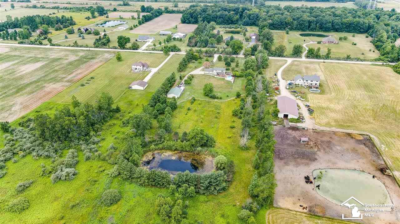 13456 Burns Road Carleton, MI 48117 - Photo 4 of 62