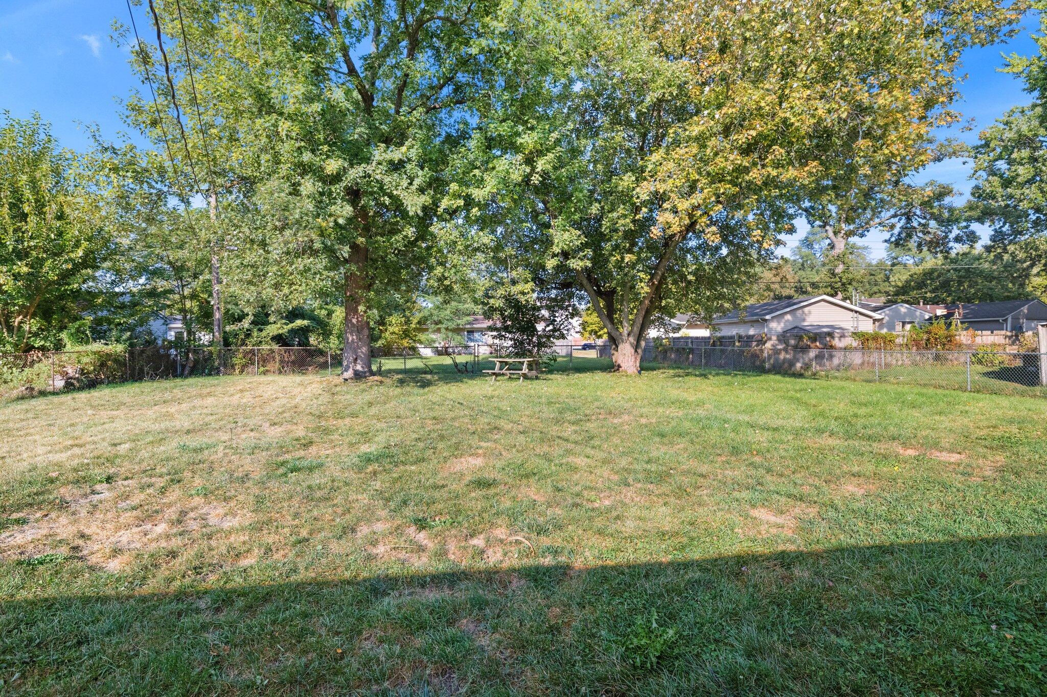 780 Governor Road Valparaiso, IN 46385 - Photo 13 of 14 2048x1365