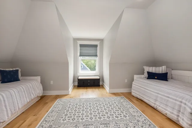 $4,995 | 1230 Islington Street, Portsmouth, NH 03801