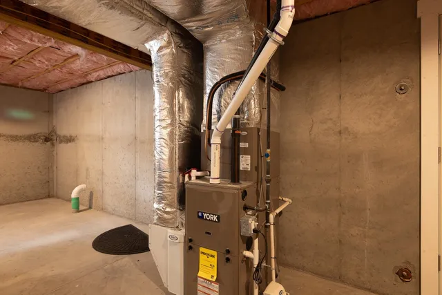 $4,995 | 1230 Islington Street, Portsmouth, NH 03801