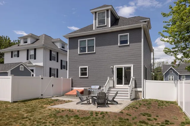 $4,995 | 1230 Islington Street, Portsmouth, NH 03801