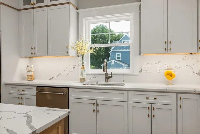 $4,995 | 1230 Islington Street, Portsmouth, NH 03801