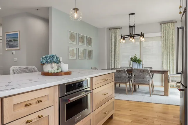 $4,995 | 1230 Islington Street, Portsmouth, NH 03801