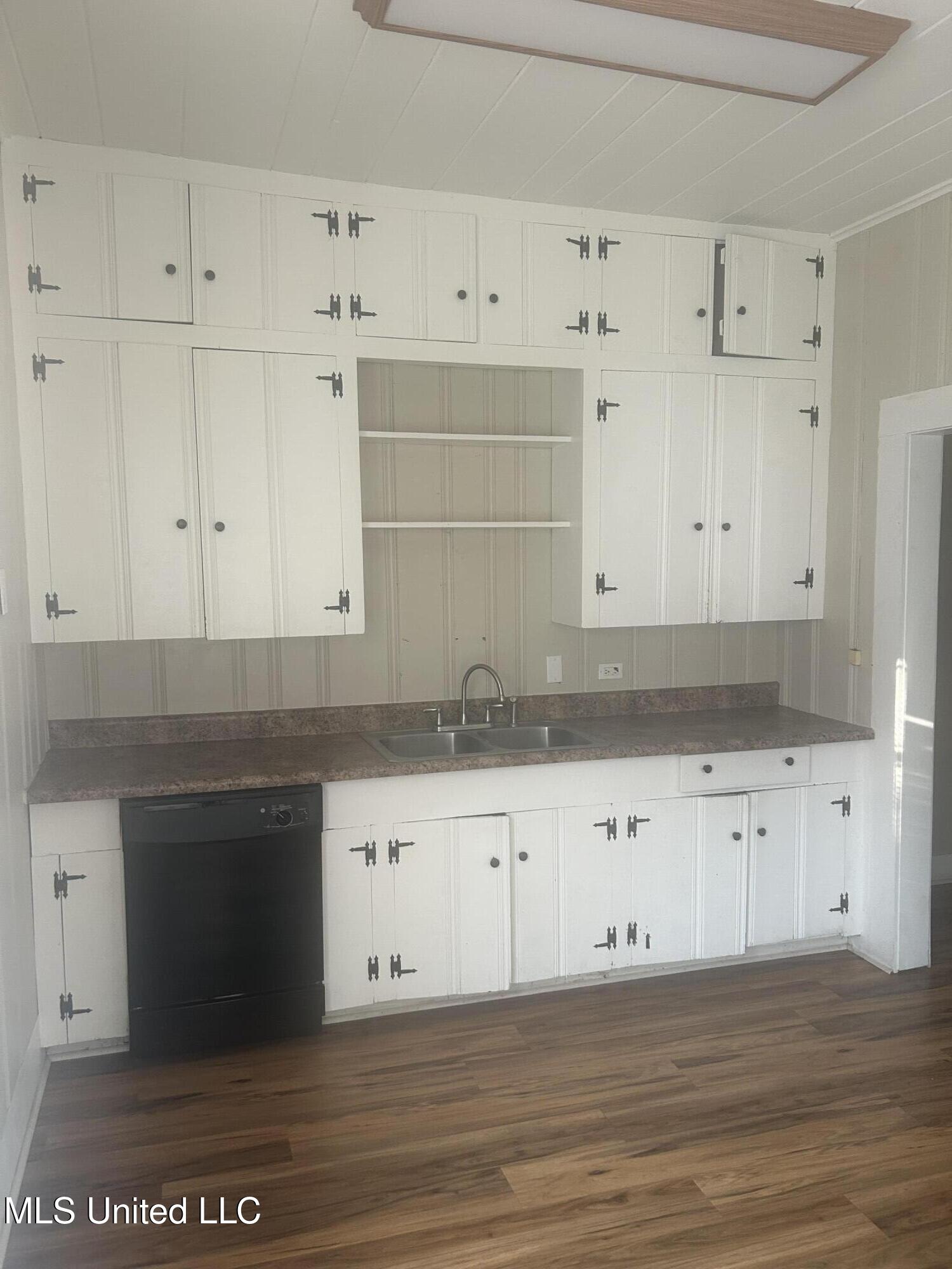 323 South Ruby Avenue Ruleville, MS 38771 - Photo 4 of 11 IMG_7765