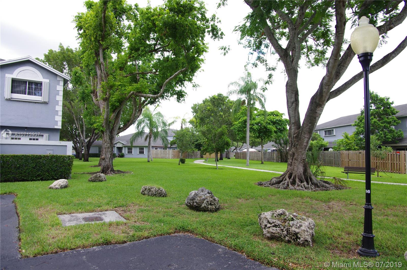 14227 Southwest 97th Terrace, Unit 14227 Miami, FL 33186 - Photo 31 of 34