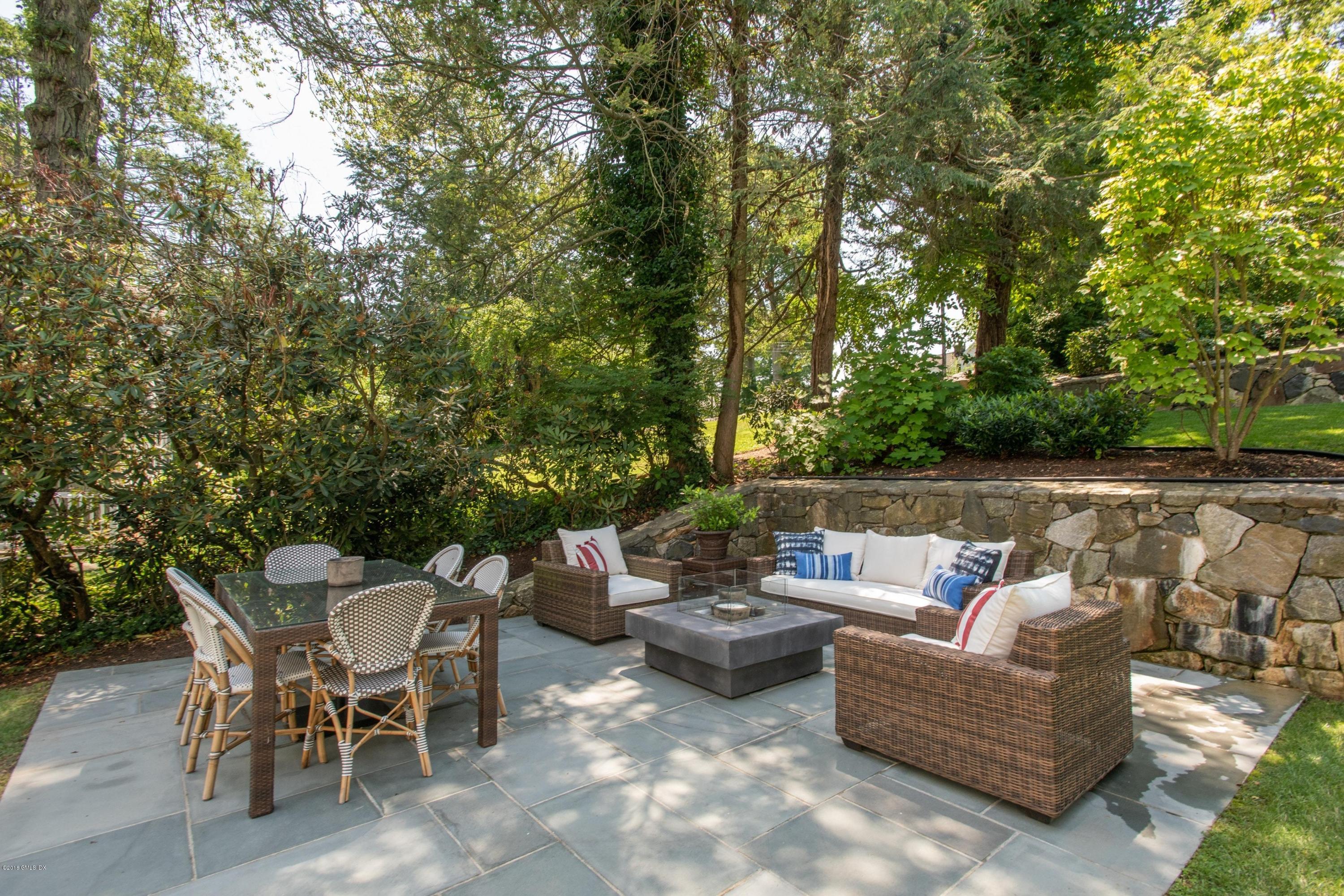 34 Crescent Road Riverside, CT 06878 - Photo 28 of 37 a outdoor living space with furniture and garden view