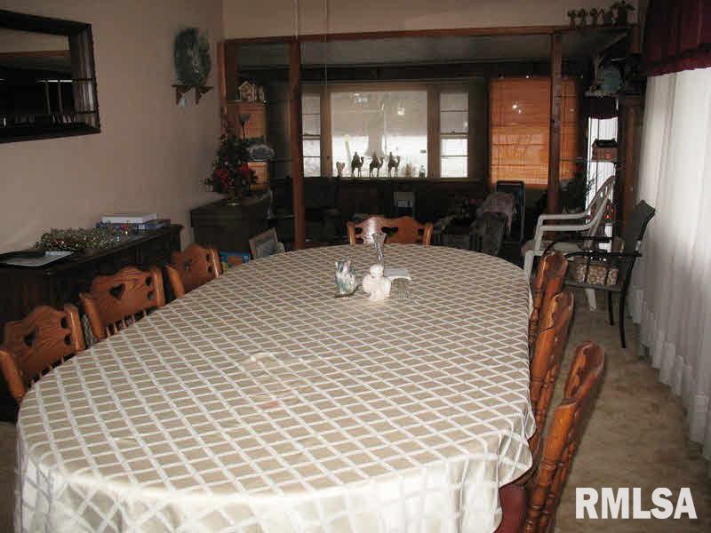 1439 Walnut Hill Road Centralia, IL 62801 - Photo 4 of 15