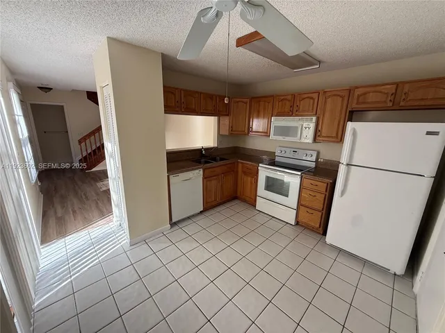$3,150 | 10935 Neptune Drive, Cooper City, FL 33026