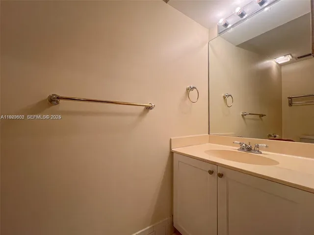 $3,150 | 10935 Neptune Drive, Cooper City, FL 33026