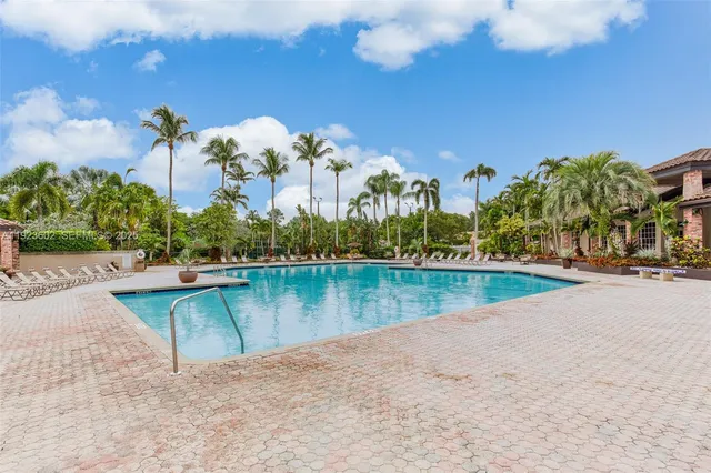 $3,150 | 10935 Neptune Drive, Cooper City, FL 33026