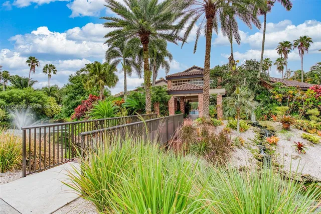 $3,150 | 10935 Neptune Drive, Cooper City, FL 33026