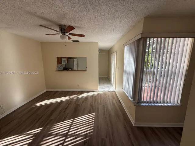 $3,150 | 10935 Neptune Drive, Cooper City, FL 33026