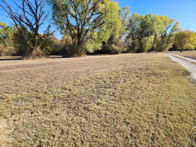 $125,000 | 1093 East Lynn Drive, Mulvane, KS 67110