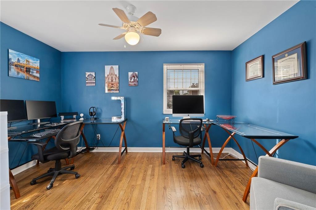 1906 Mt Royal Boulevard Glenshaw, PA 15116 - Photo 22 of 35 Bedroom 3