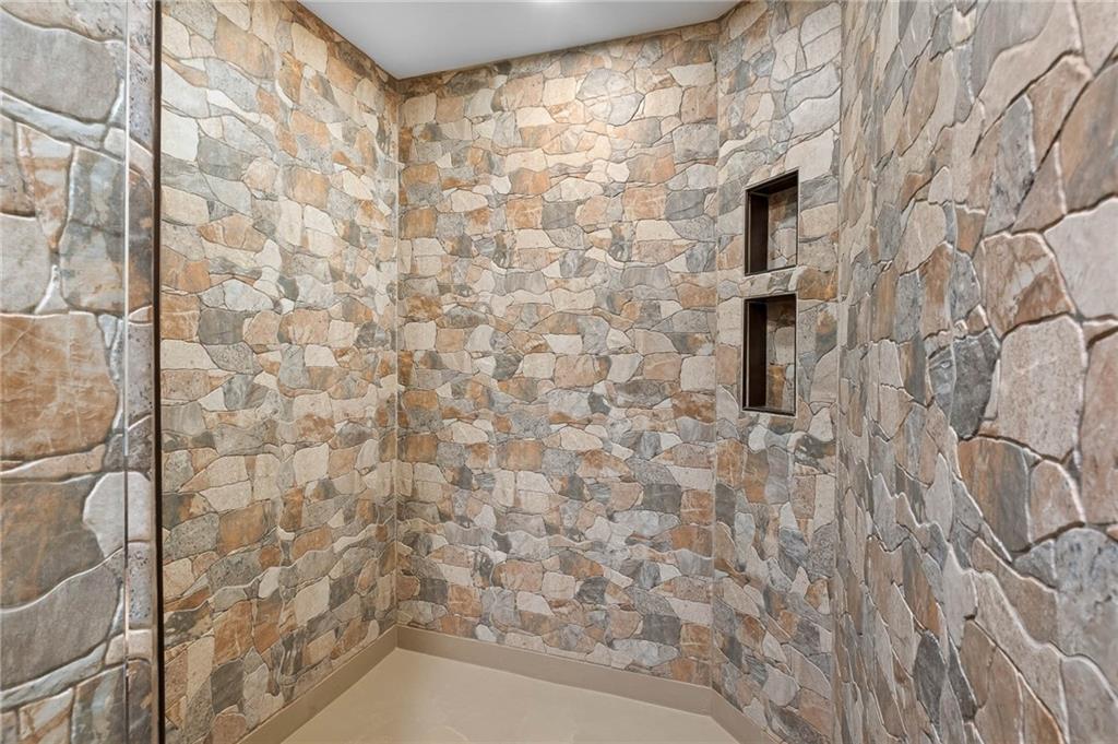 1906 Mt Royal Boulevard Glenshaw, PA 15116 - Photo 25 of 35 2nd Full Bathroom