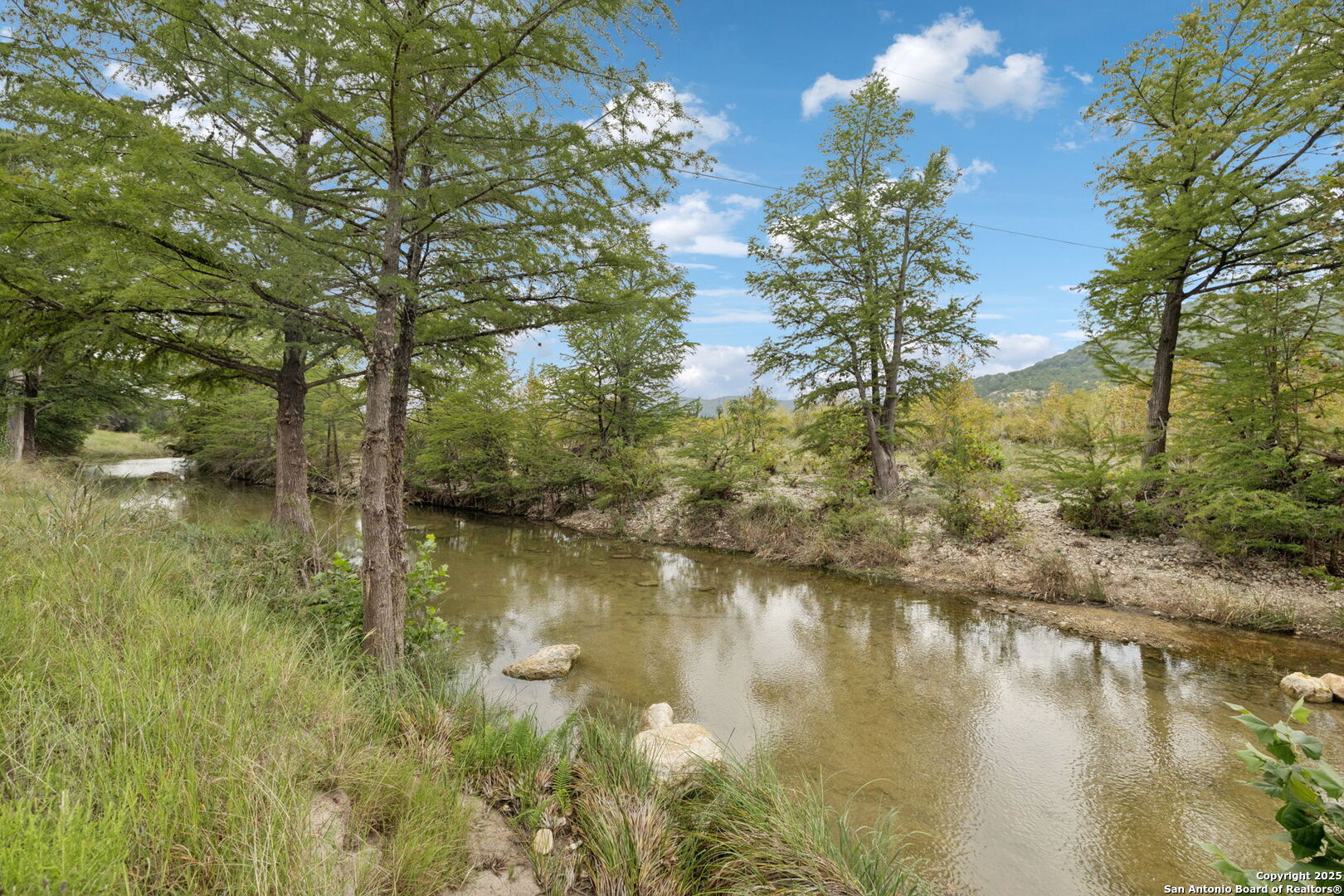 228 Rocky Creek Road Medina, TX 78055 - Photo 7 of 31