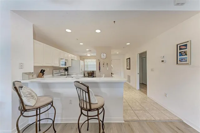 $310,000 | 6326 Grand Oak Circle, Unit 203, Bradenton, FL 34203