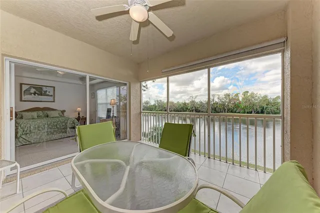 $310,000 | 6326 Grand Oak Circle, Unit 203, Bradenton, FL 34203