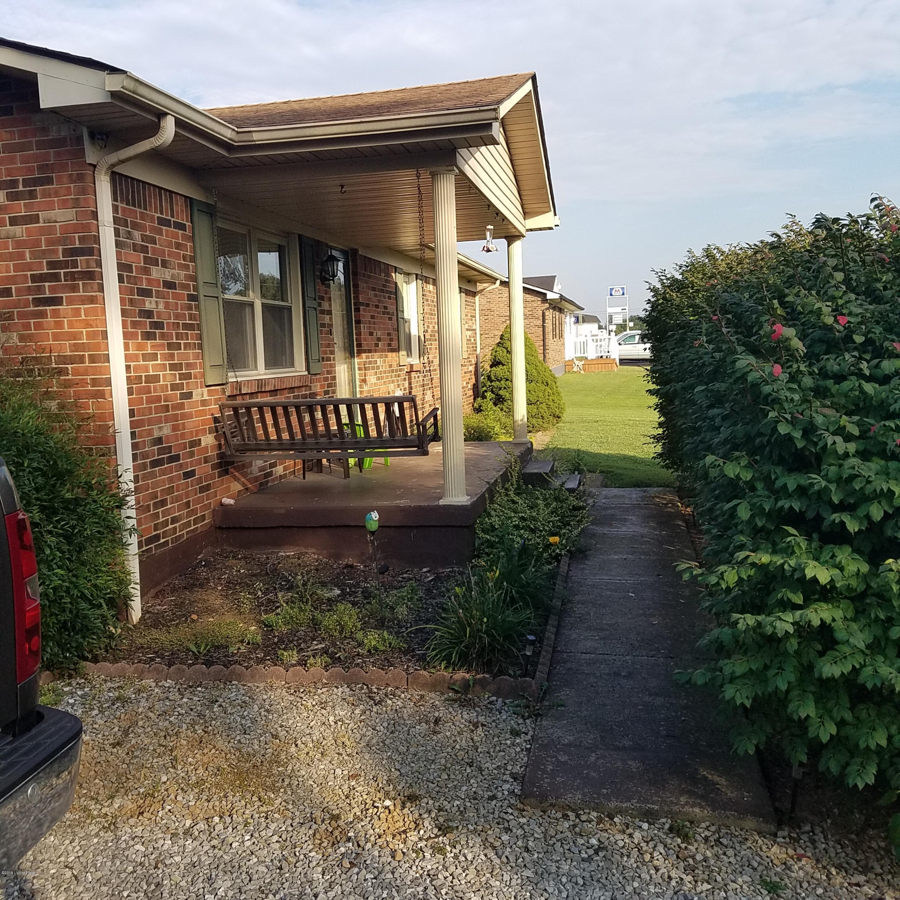 6710 Flaherty Road Vine Grove, KY 40175 - Photo 3 of 31 20160915_175120
