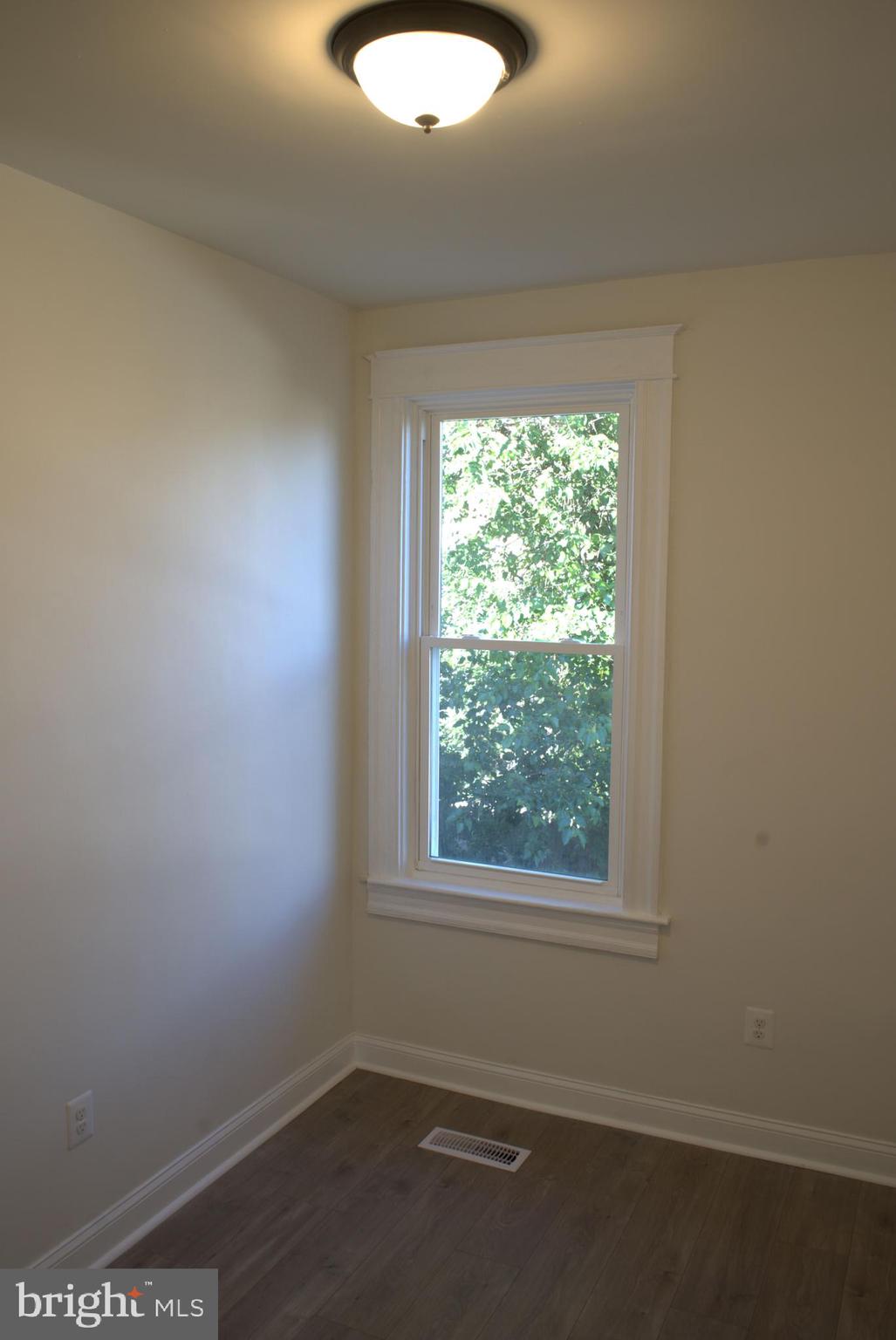 117 South Wickham Road Baltimore, MD 21229 - Photo 77 of 121 Bed1b
