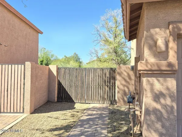 $2,495 | 16438 North 72nd Lane, Peoria, AZ 85382