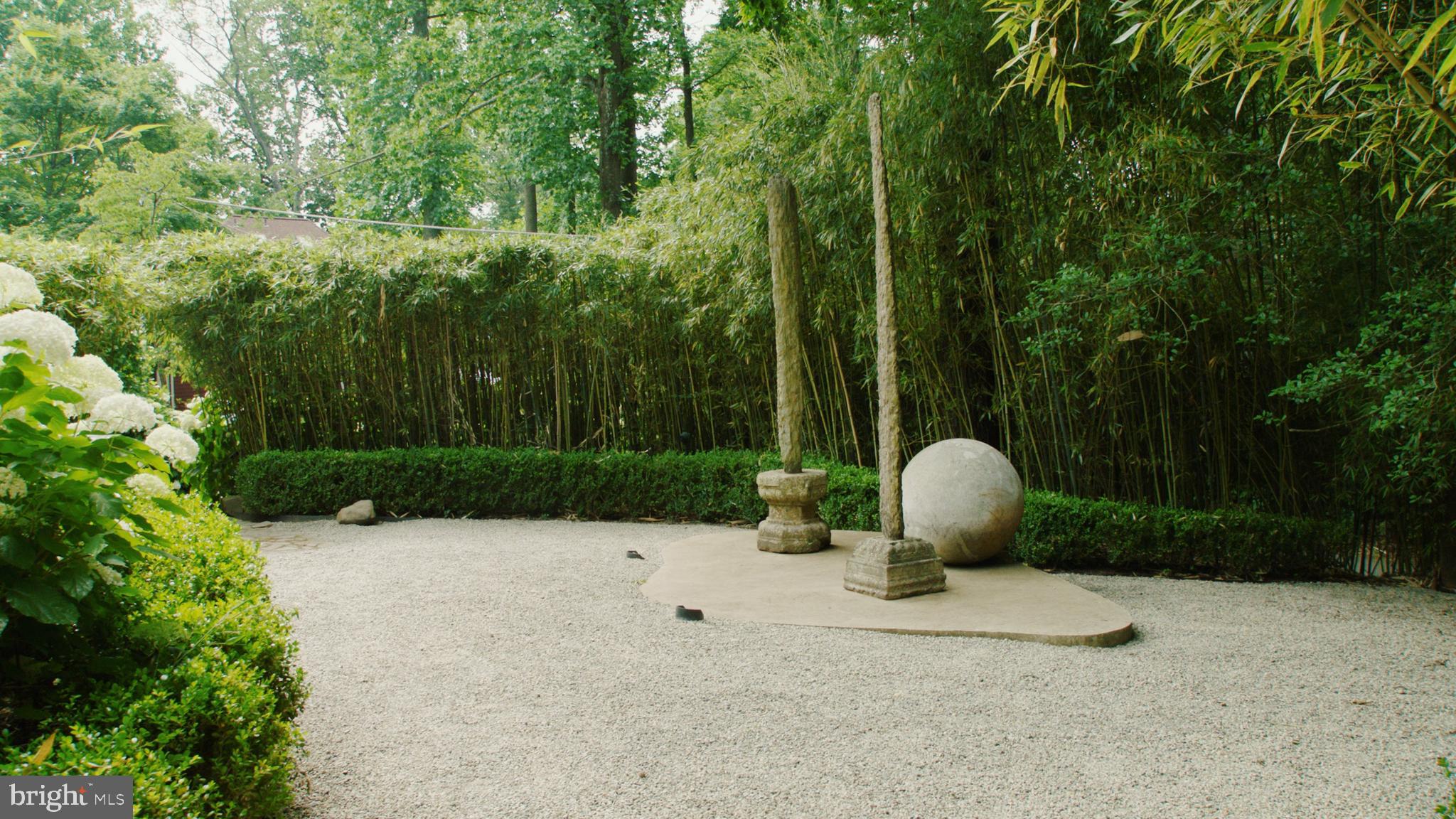 334 Severn Road Annapolis, MD 21401 - Photo 8 of 46 Entry courtyard with sculpture garden