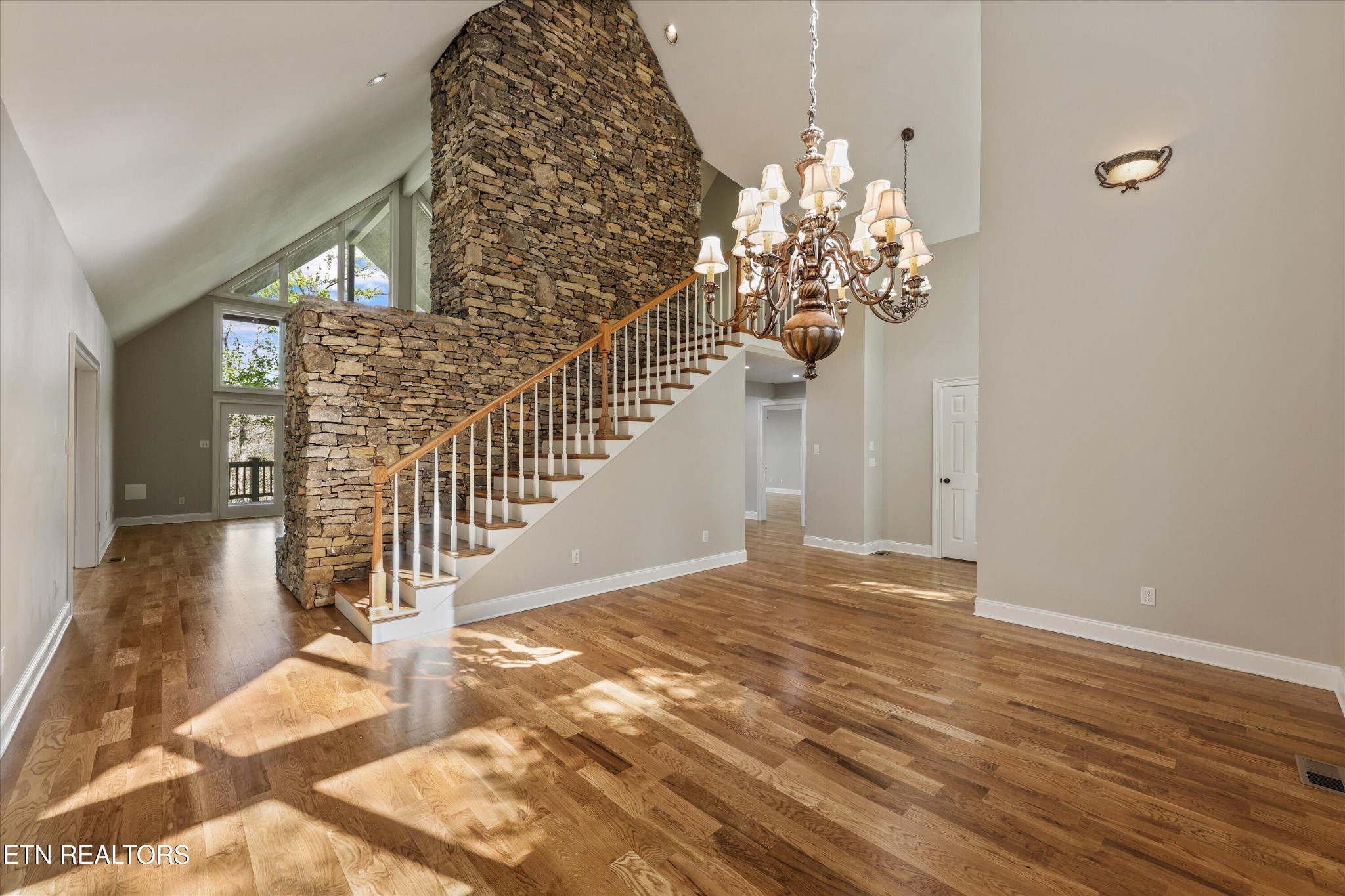 865 Stonegate Way Townsend, TN 37882 - Photo 5 of 60 a view of entryway with wooden floor