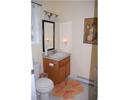 207 Cobb Road Poland, ME 04274 - Photo 12 of 20 Bathroom.