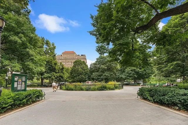 $6,000 | 210 East 17th Street, Unit 5A | Gramercy