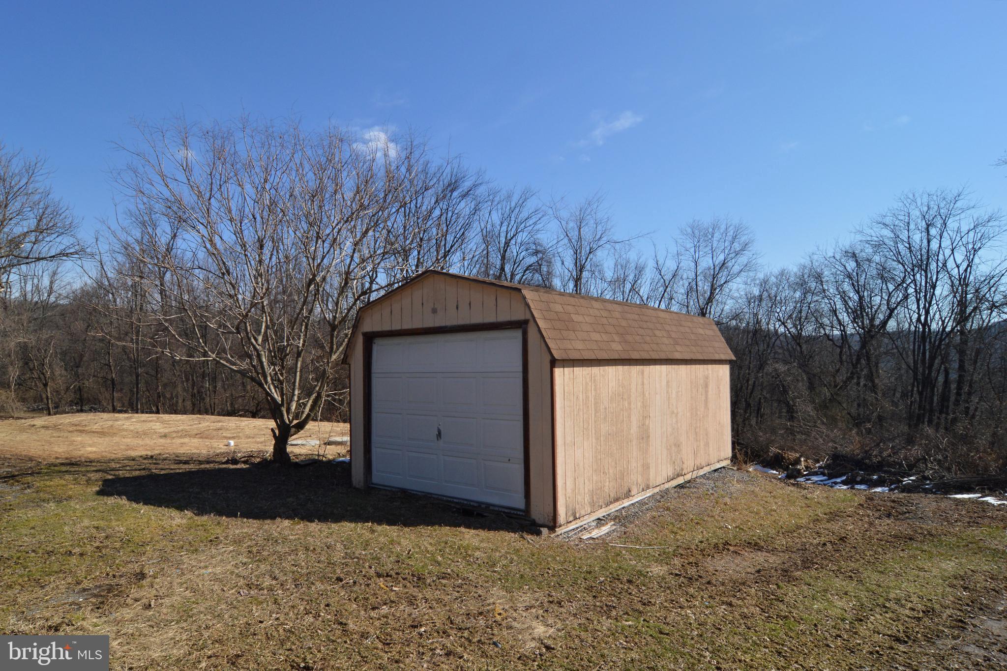2219 Herb Road Temple, PA 19560 - Photo 37 of 38 Gallery Image 37