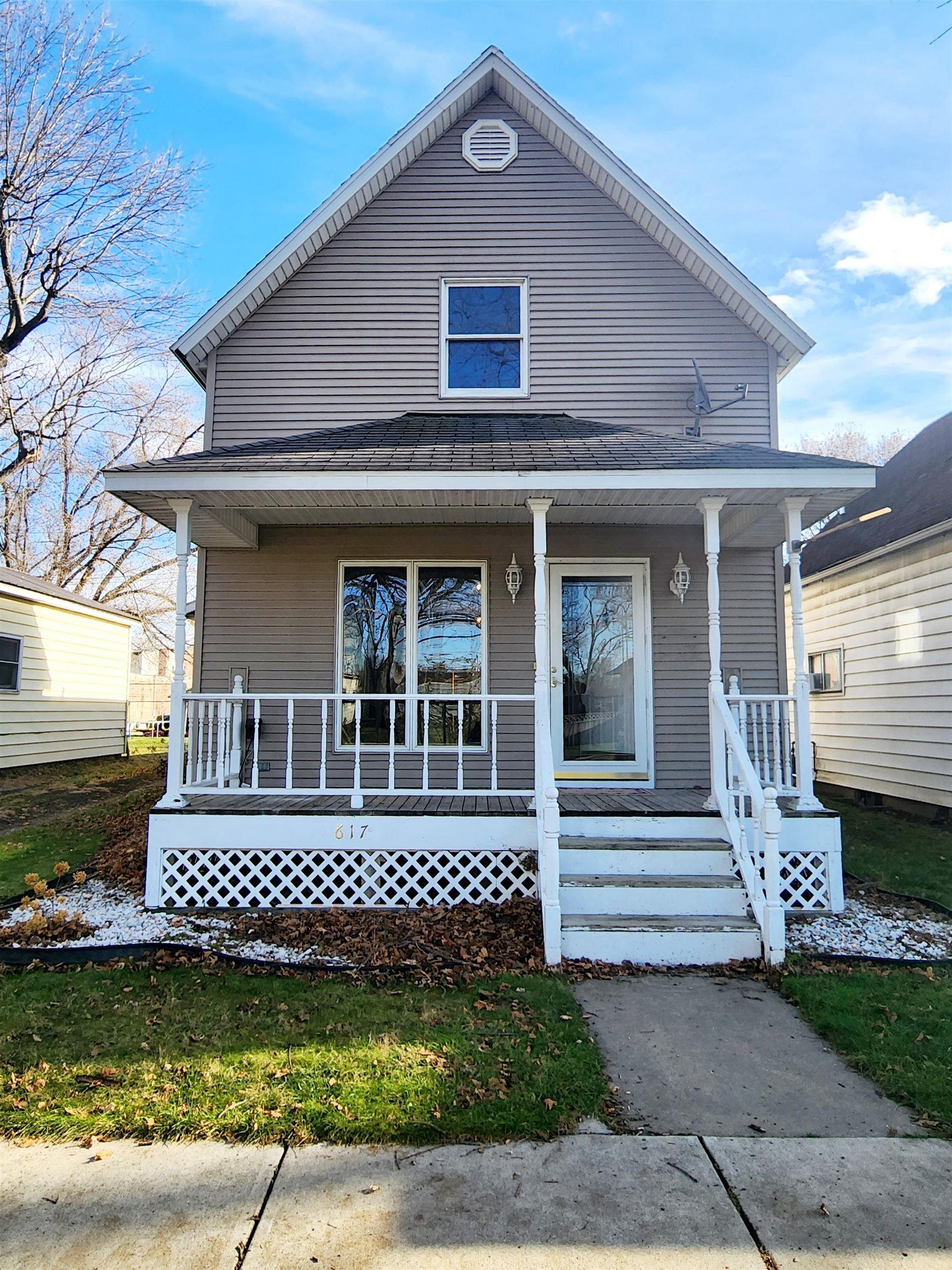 617 Jefferson Street Rochester, IN 46975 - Photo 1 of 10