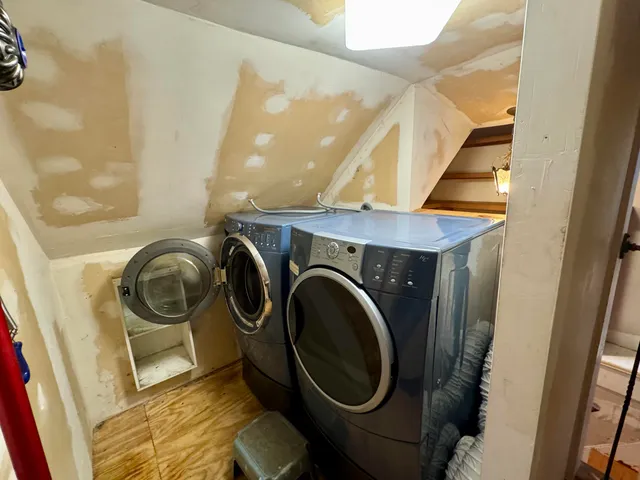 $89,900 | 7 Grover Street, Monmouth, ME 04259