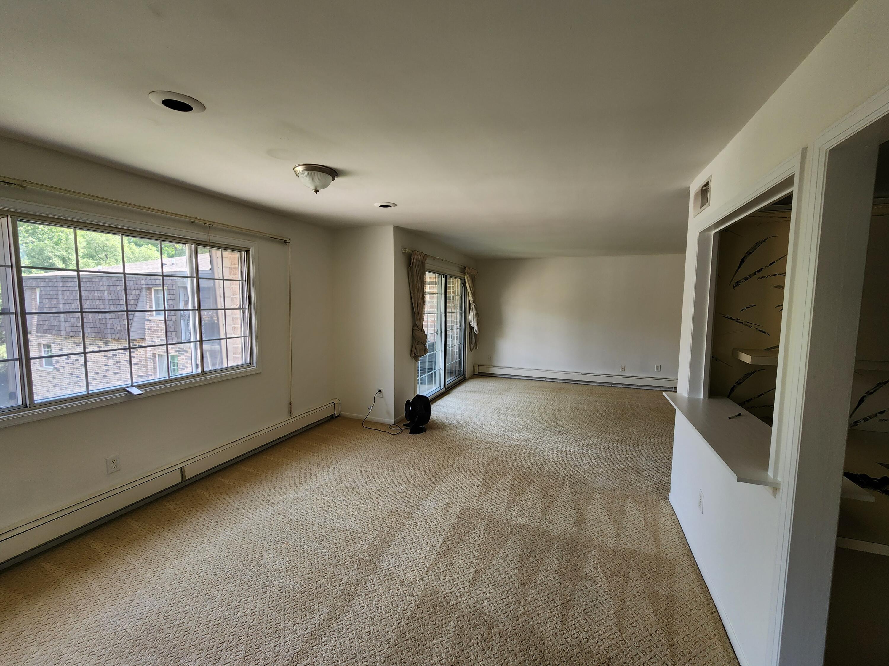1730 West Green Tree Road, Unit 305 Glendale, WI 53209 - Photo 4 of 37 Dining Room