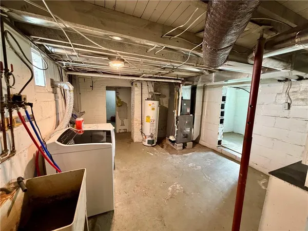 $189,000 | 1350 Paradise Avenue, Belle Vernon, PA 15012