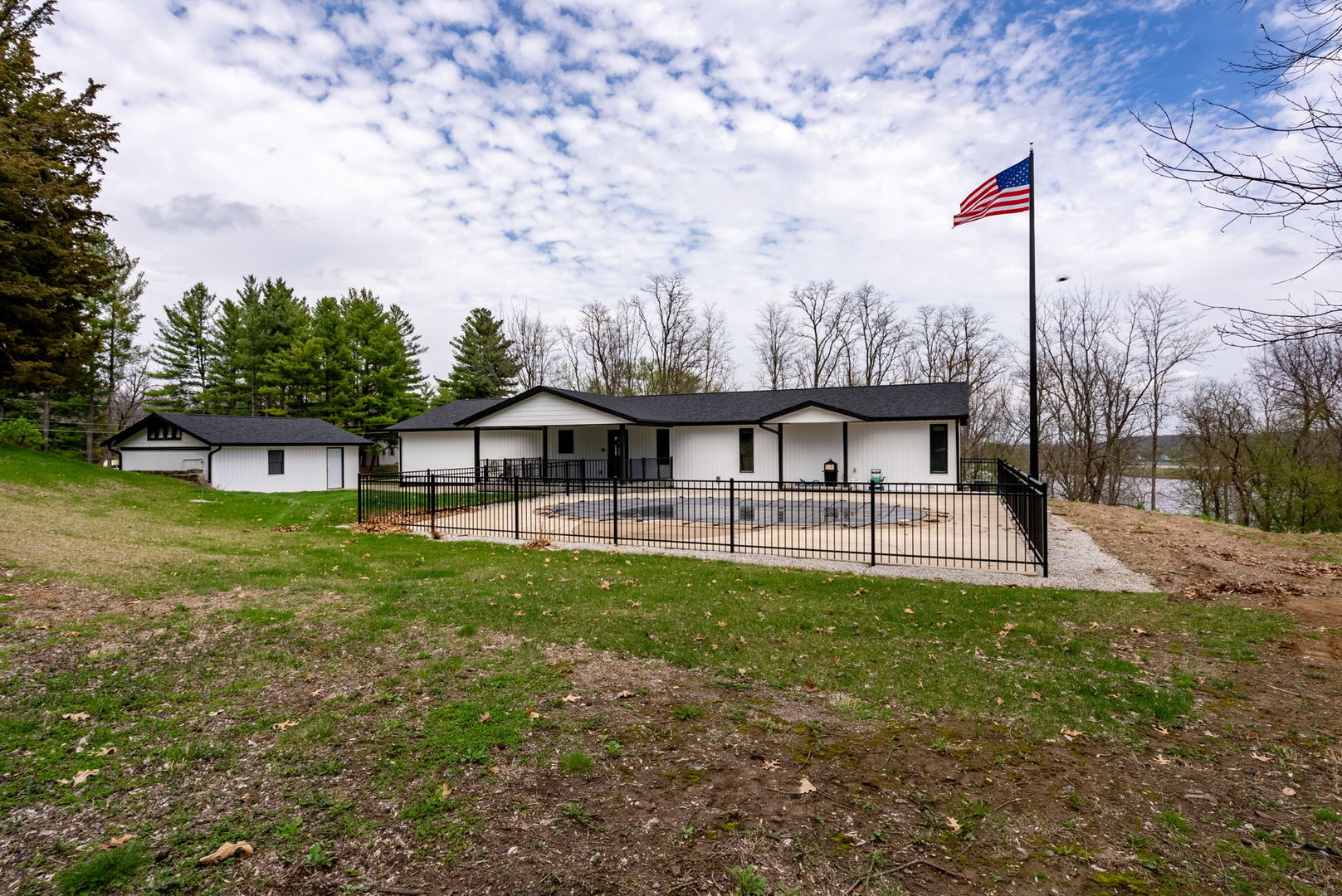 218 Bluff Boulevard Princeton, IA 52768 - Photo 47 of 67
