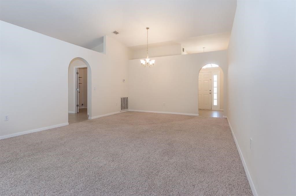 141 Morgan Circle Sebastian, FL 32958 - Photo 3 of 33