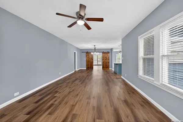 $298,000 | 703 East Krezdorn Street, Seguin, TX 78155