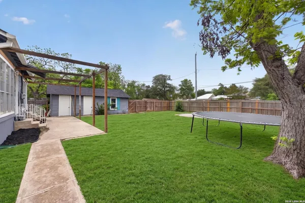 $298,000 | 703 East Krezdorn Street, Seguin, TX 78155
