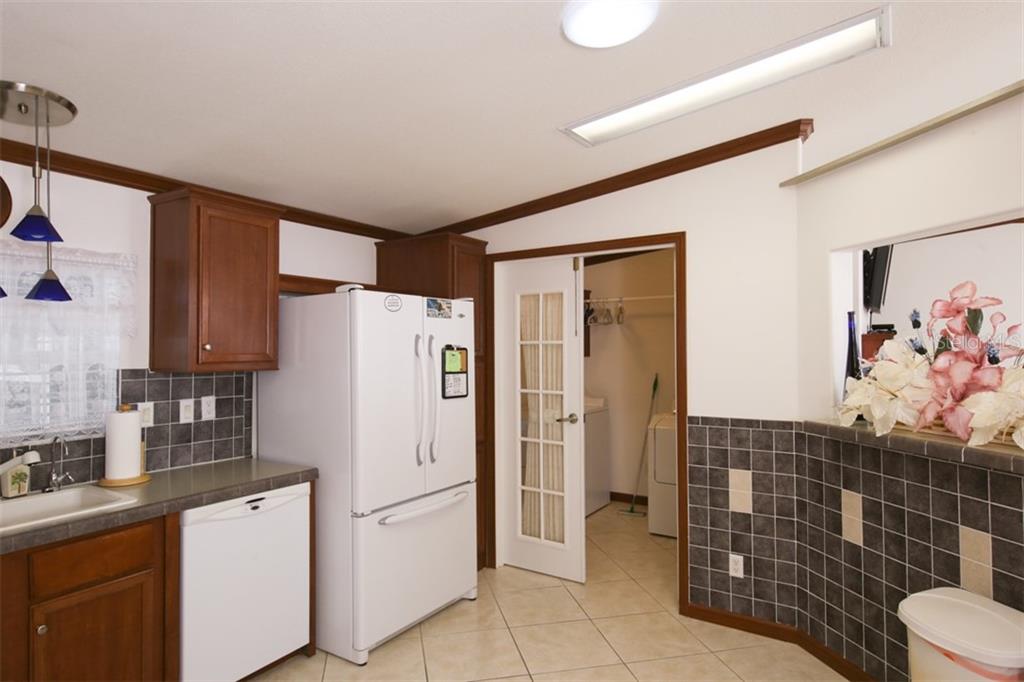 3644 Rossmere Road Port Charlotte, FL 33953 - Photo 15 of 40 Gallery Image 15