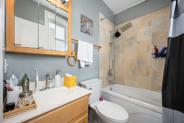 $375,000 | 1710 North Whipple Street, Unit 3, Chicago, IL 60647