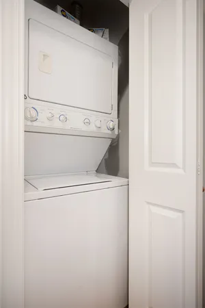 $375,000 | 1710 North Whipple Street, Unit 3, Chicago, IL 60647