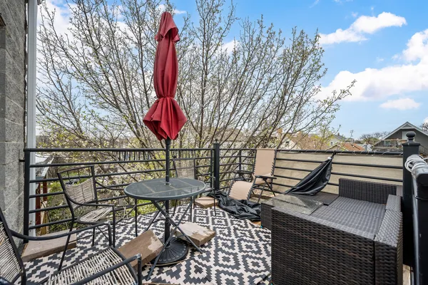 $375,000 | 1710 North Whipple Street, Unit 3, Chicago, IL 60647