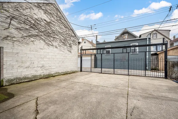 $375,000 | 1710 North Whipple Street, Unit 3, Chicago, IL 60647