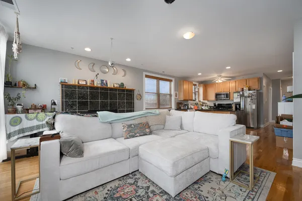 $375,000 | 1710 North Whipple Street, Unit 3, Chicago, IL 60647