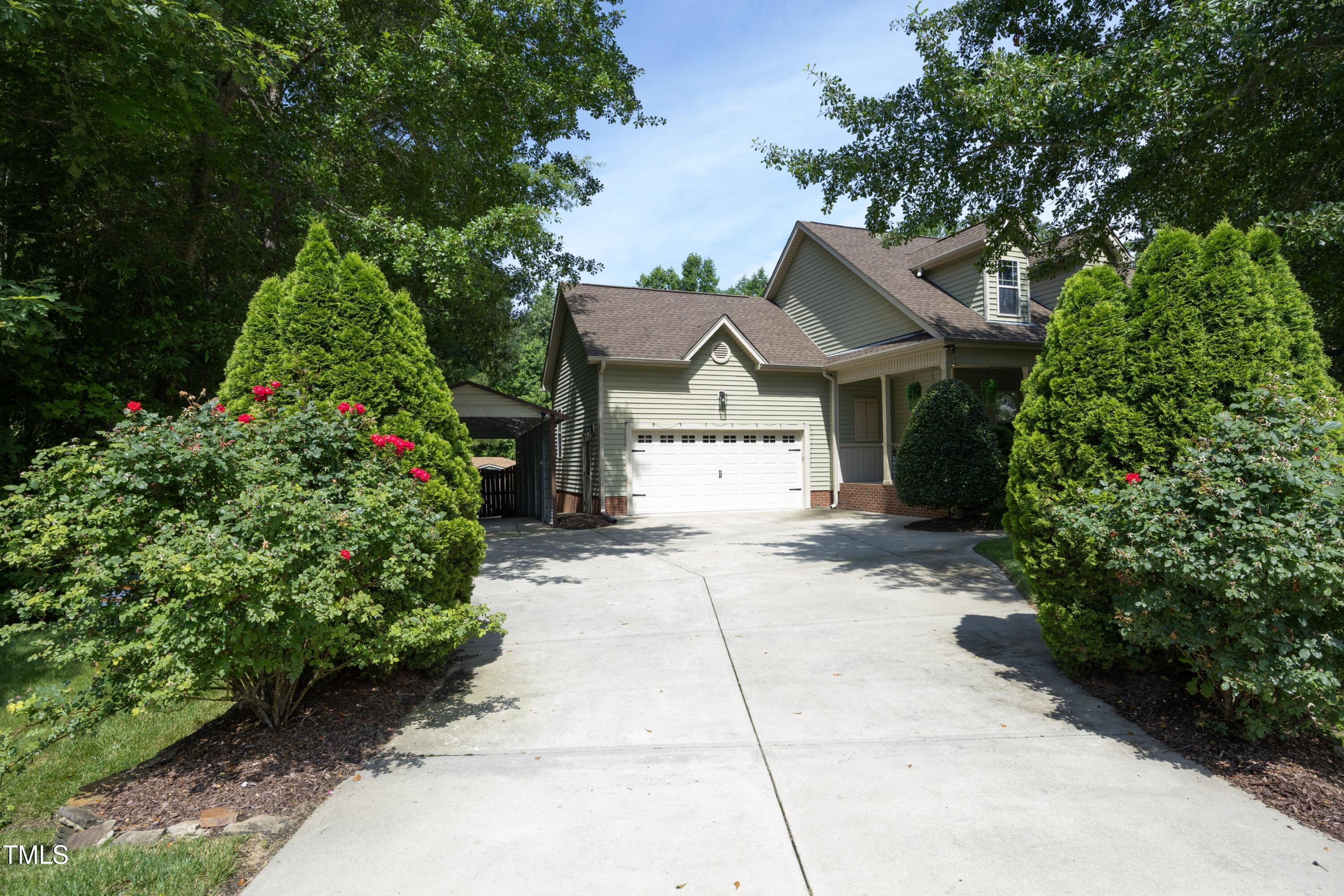 150 Churchill Road Louisburg, NC 27549 - Photo 4 of 50 04Driveway