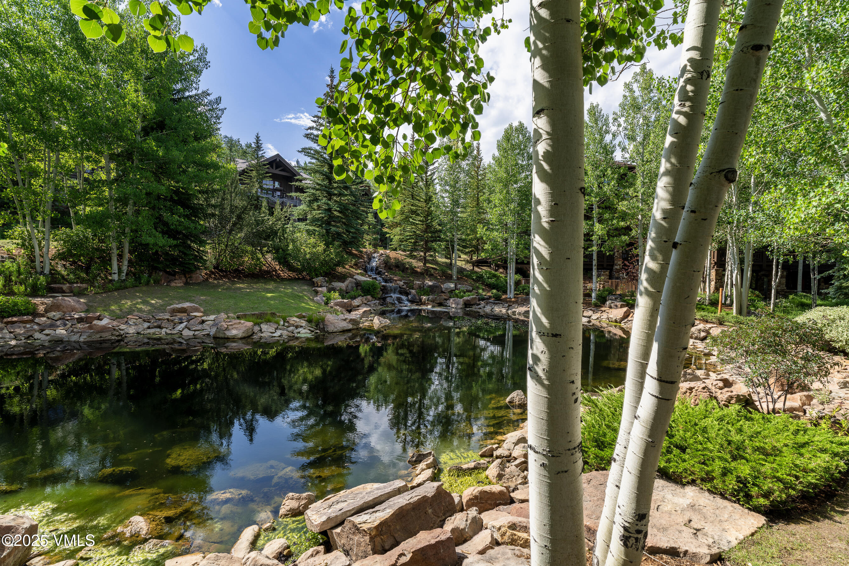 1087 Bachelor Ridge Road, Unit 201 Beaver Creek, CO 81620 - Photo 7 of 36 201_Settler's_Lodge_067