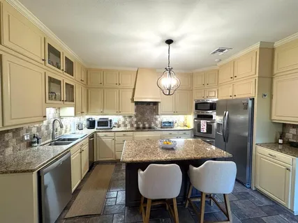 $349,000 | 10 Tealwood Street, Shreveport, LA 71104