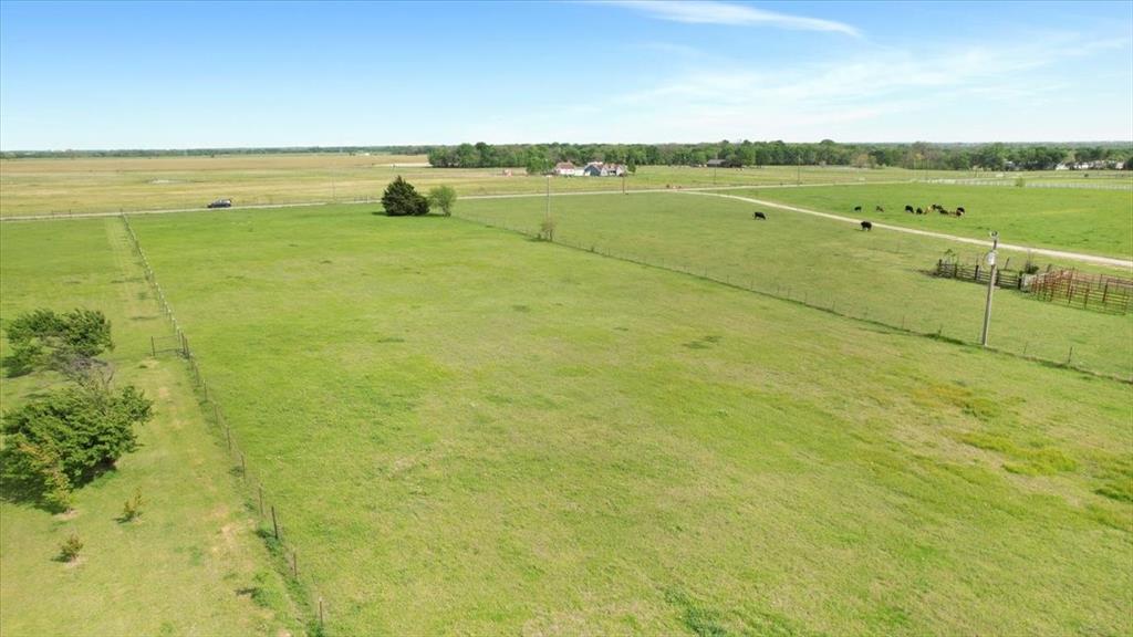 99 East Line Road Whitewright, TX 75491 - Photo 7 of 10 a view of a city