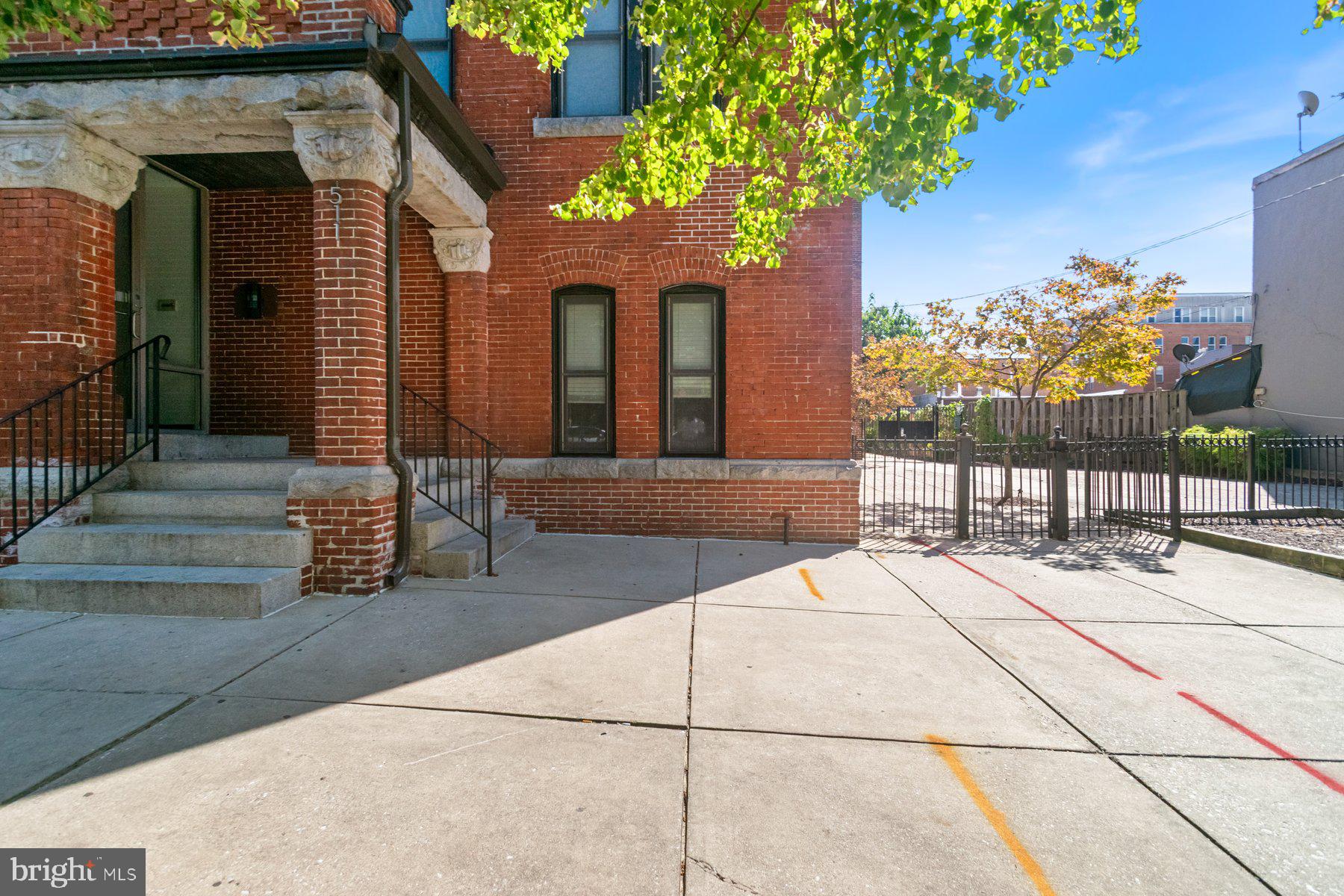511 South Bond Street, Unit 206 Baltimore, MD 21231 - Photo 25 of 27 a building exterior with furniture